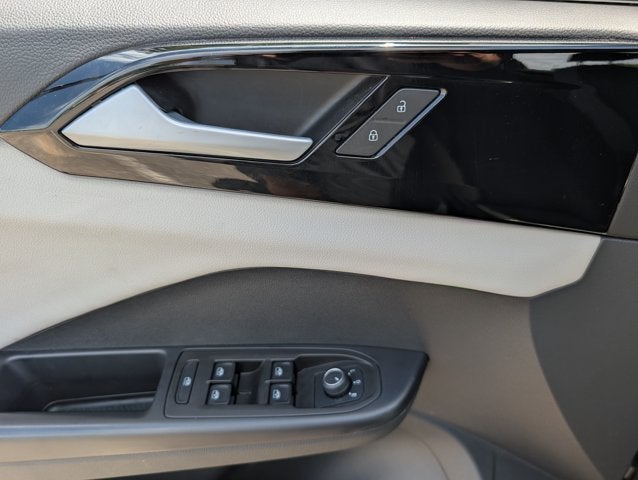 2025 Volkswagen Taos S