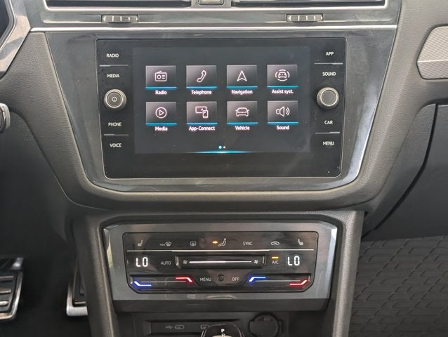 2023 Volkswagen Tiguan SE R-Line Black