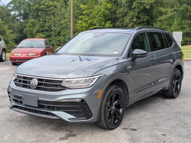2023 Volkswagen Tiguan SE R-Line Black