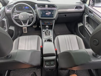 2022 Volkswagen Tiguan SE R-Line Black