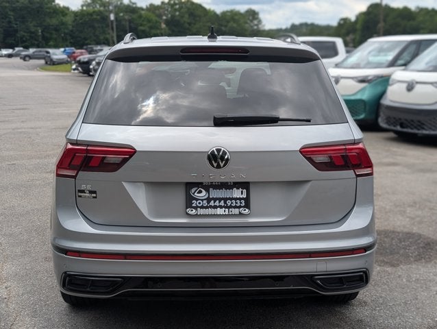 2022 Volkswagen Tiguan SE R-Line Black