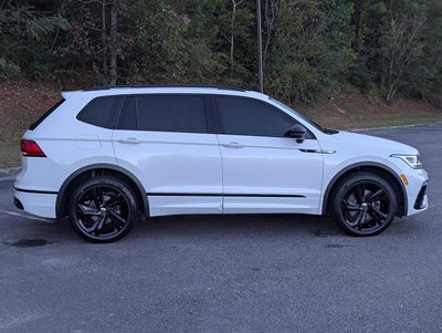 2023 Volkswagen Tiguan SE R-Line Black