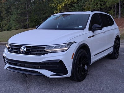 2023 Volkswagen Tiguan SE R-Line Black