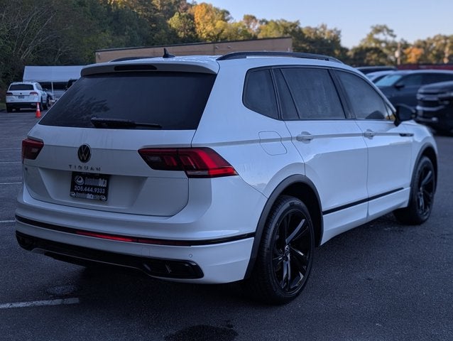 2023 Volkswagen Tiguan SE R-Line Black