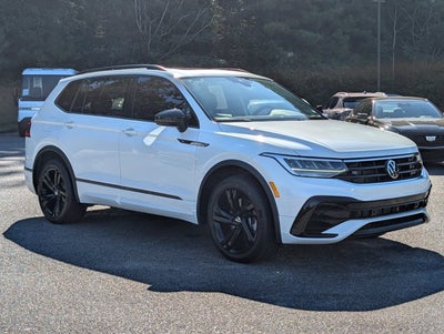 2024 Volkswagen Tiguan SE R-Line Black