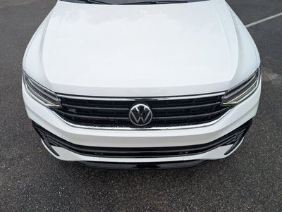 2024 Volkswagen Tiguan SE R-Line Black
