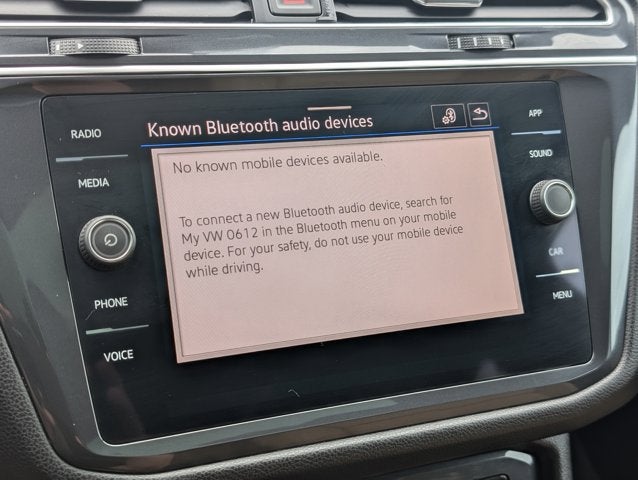 2024 Volkswagen Tiguan SE R-Line Black