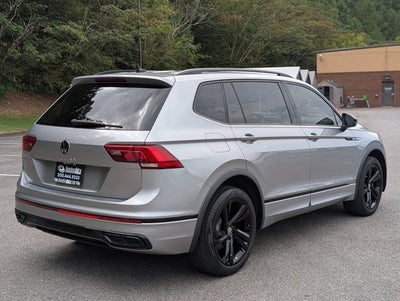 2023 Volkswagen Tiguan SE R-Line Black