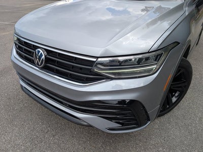2023 Volkswagen Tiguan SE R-Line Black