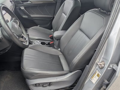 2023 Volkswagen Tiguan SE R-Line Black