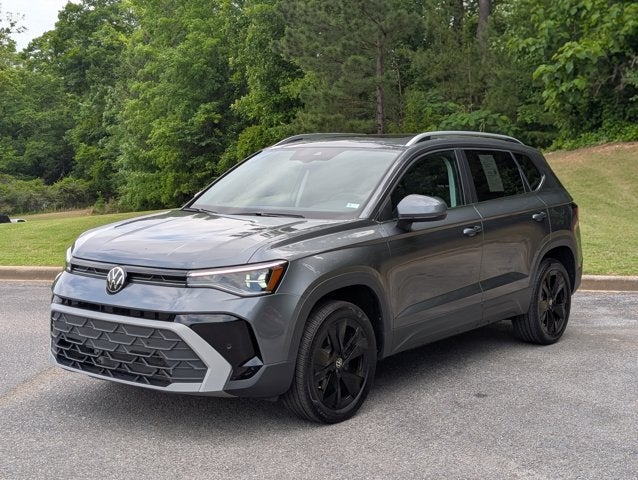 2025 Volkswagen Taos SE