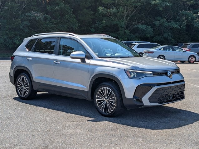 2025 Volkswagen Taos SE