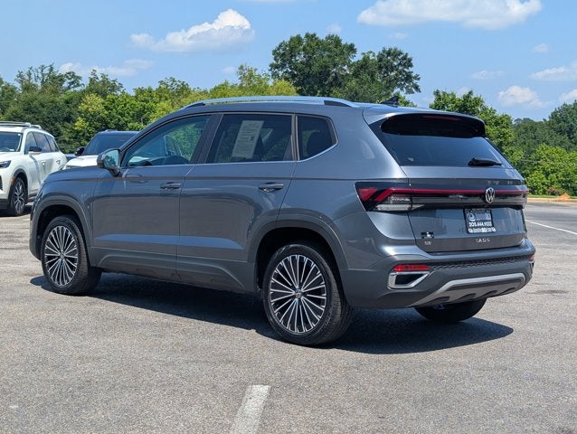 2025 Volkswagen Taos SE