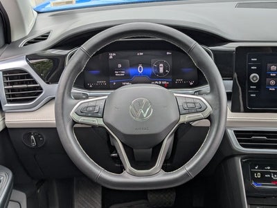 2025 Volkswagen Taos SE