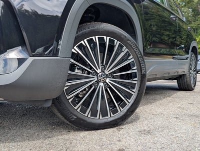 2025 Volkswagen Taos SE