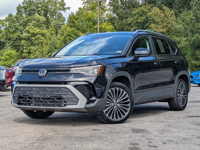 2025 Volkswagen Taos SE