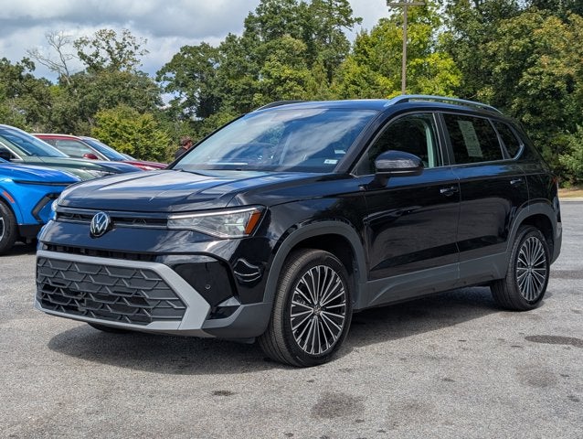 2025 Volkswagen Taos SE