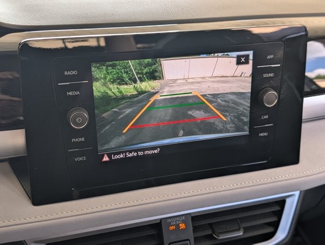 2025 Volkswagen Taos SE
