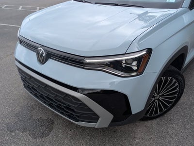 2025 Volkswagen Taos SE