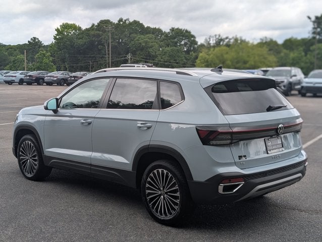 2025 Volkswagen Taos SE