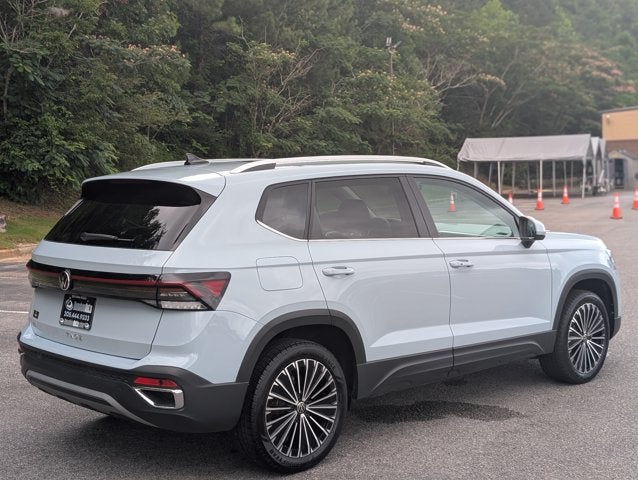2025 Volkswagen Taos SE