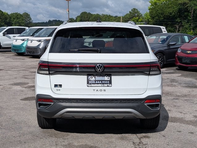 2025 Volkswagen Taos SE