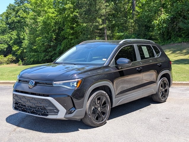 2025 Volkswagen Taos SE