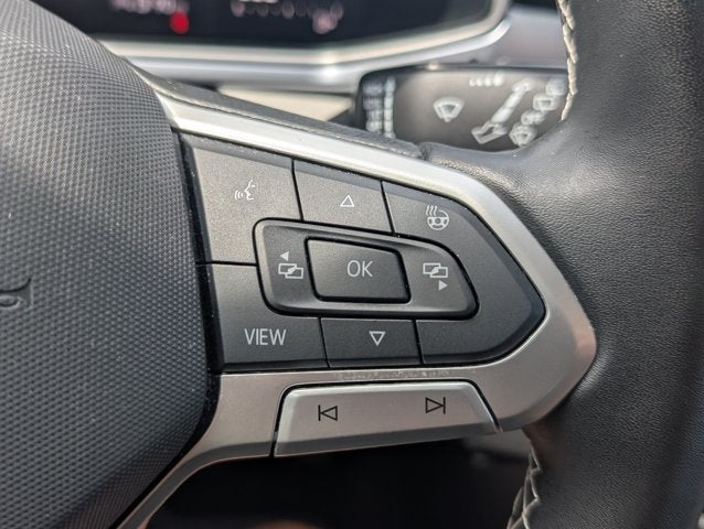 2025 Volkswagen Taos SE