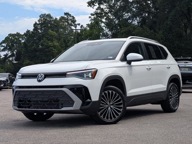 2025 Volkswagen Taos SE