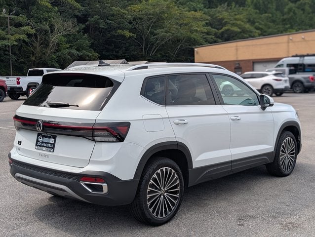 2025 Volkswagen Taos SE