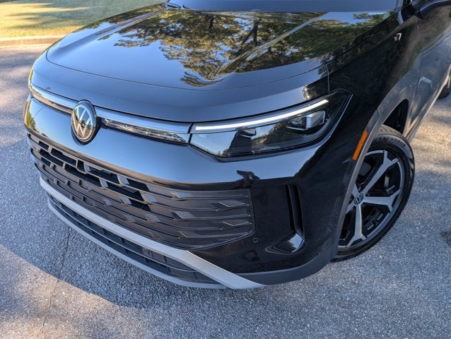 2025 Volkswagen Tiguan SE
