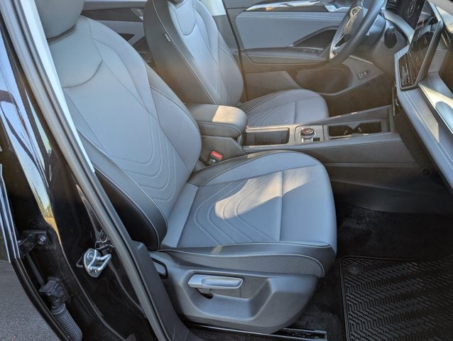 2025 Volkswagen Tiguan SE