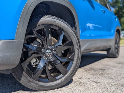 2023 Volkswagen Taos SE