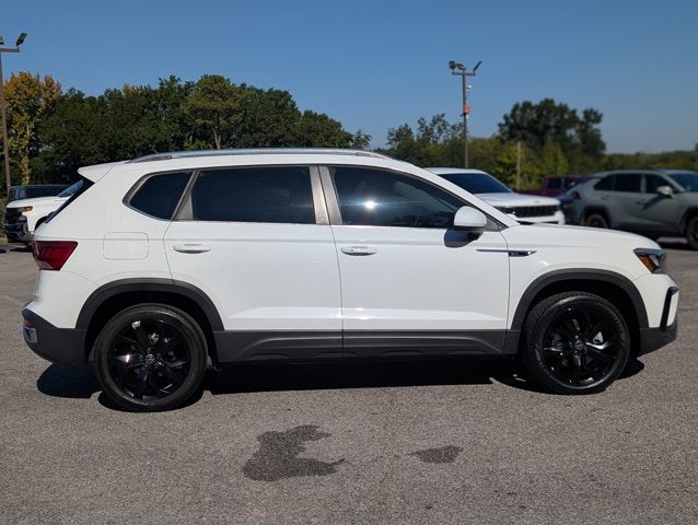 2023 Volkswagen Taos SE