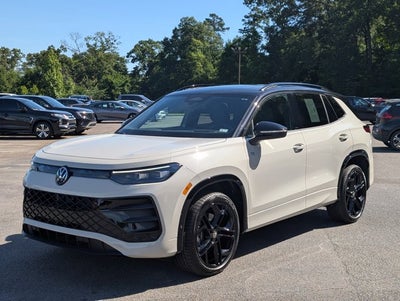 2025 Volkswagen Tiguan SE R-Line Black