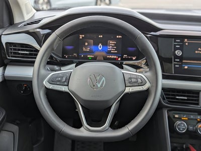 2024 Volkswagen Taos SE Black