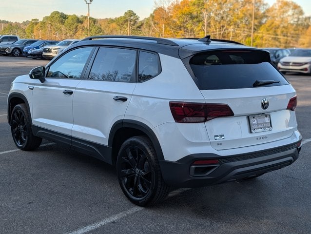 2024 Volkswagen Taos SE Black