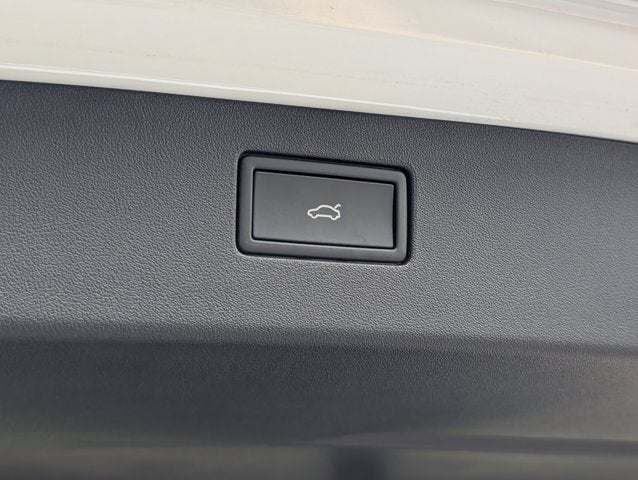 2025 Volkswagen Tiguan SEL R-Line