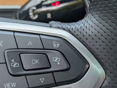 2025 Volkswagen Tiguan SEL R-Line