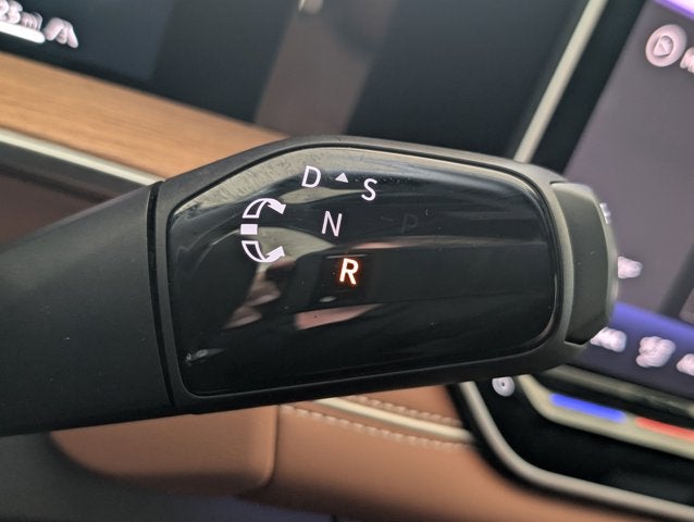 2025 Volkswagen Tiguan SEL R-Line