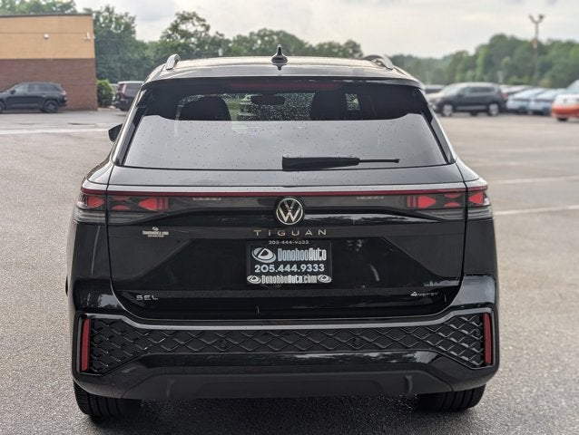 2025 Volkswagen Tiguan SEL R-Line
