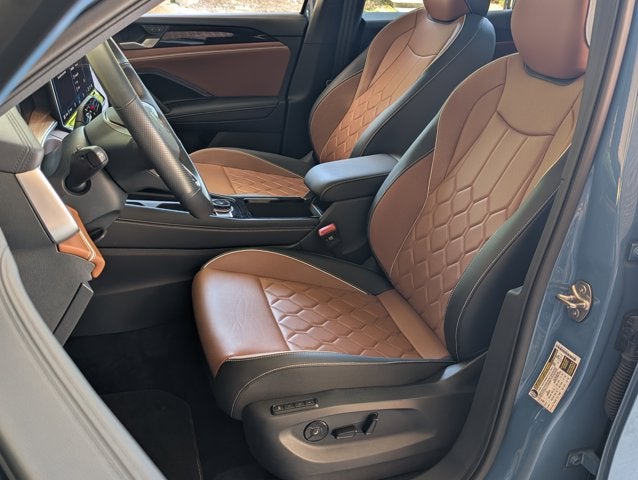 2025 Volkswagen Tiguan SEL R-Line