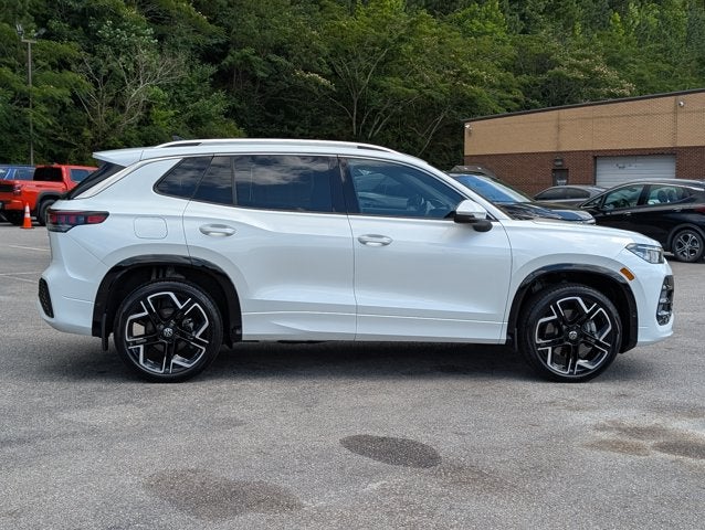2025 Volkswagen Tiguan SEL R-Line