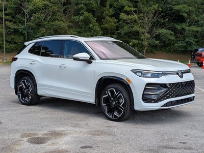 2025 Volkswagen Tiguan SEL R-Line