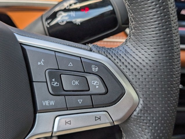 2025 Volkswagen Tiguan SEL R-Line