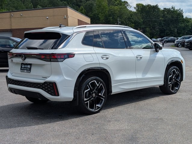 2025 Volkswagen Tiguan SEL R-Line