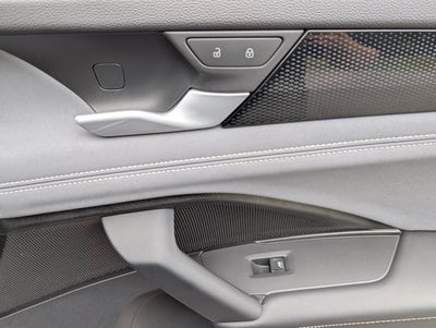 2025 Volkswagen Tiguan SE