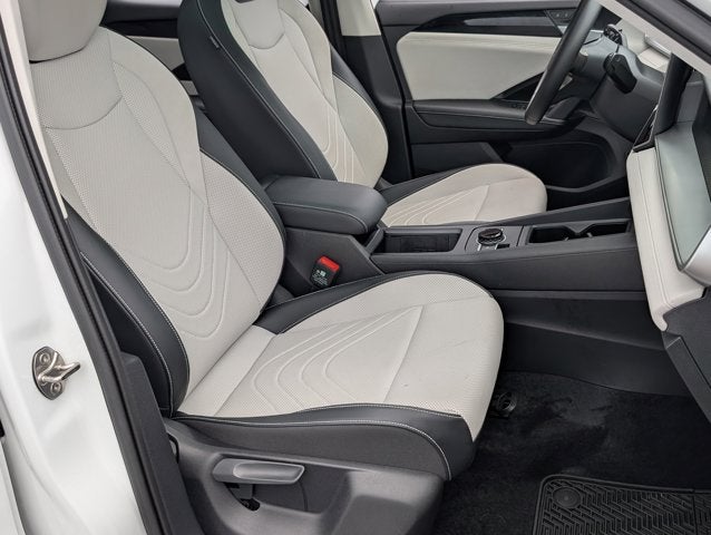2025 Volkswagen Tiguan SE