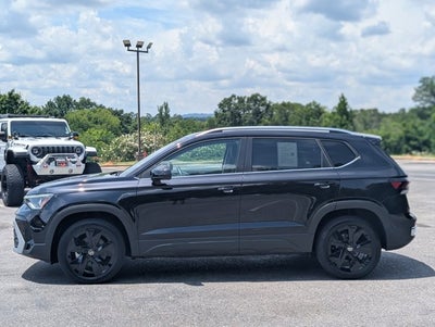 2025 Volkswagen Taos SE