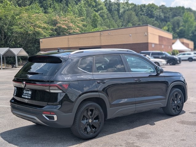 2025 Volkswagen Taos SE
